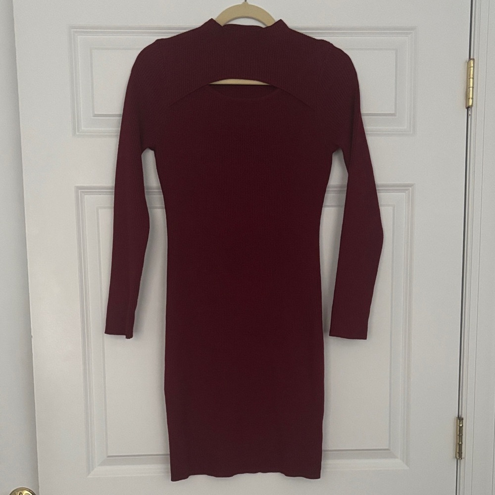 Elegant Burgundy Long Sleeve Dress